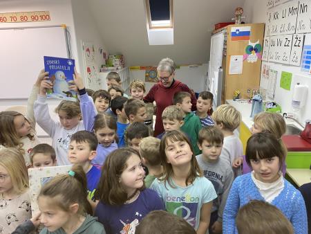 Živahno je bilo v decembru na podružnični šoli Kotlje (4)